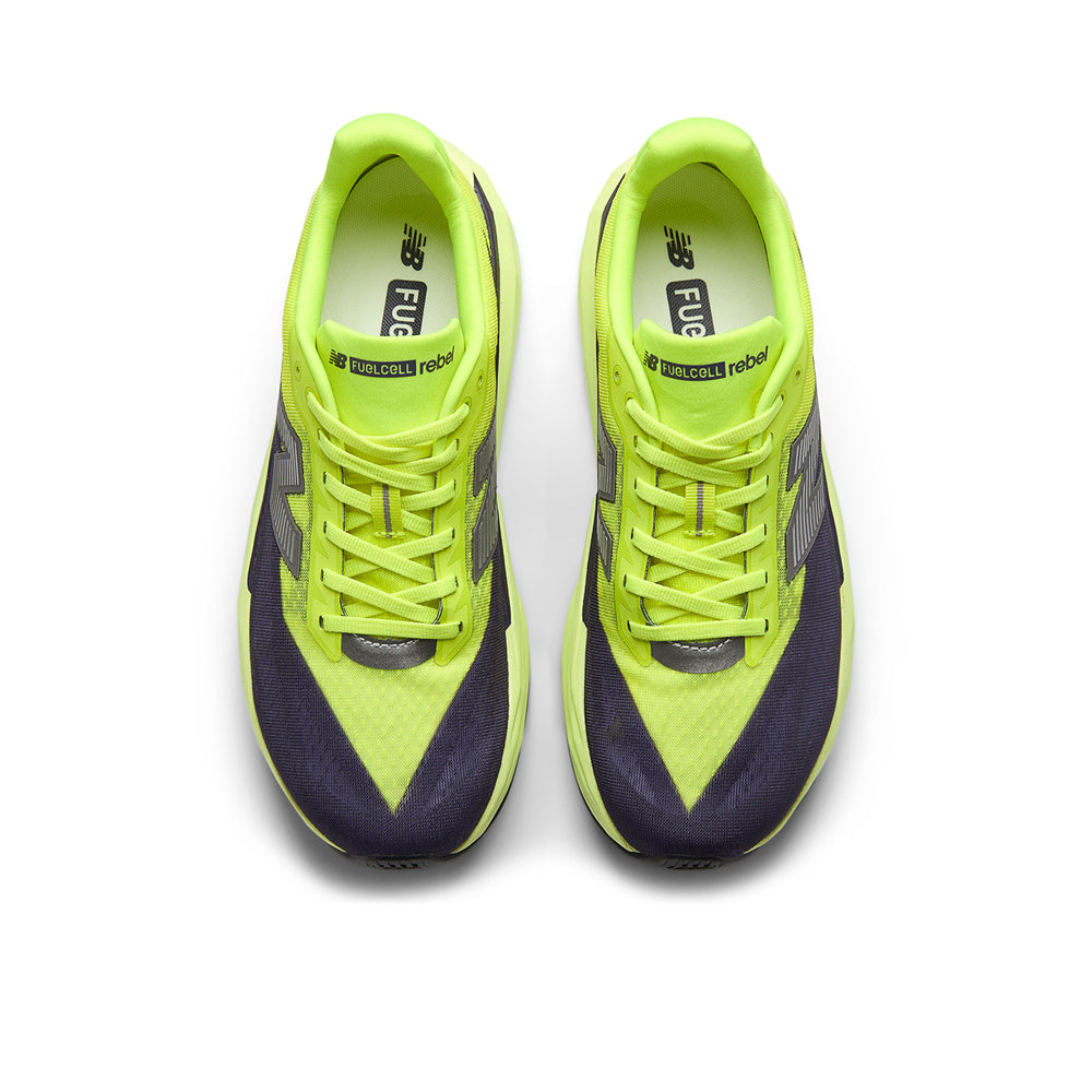 NEW BALANCE FuelCell Rebel v5 รองเท้าวิ่งผู้ชาย