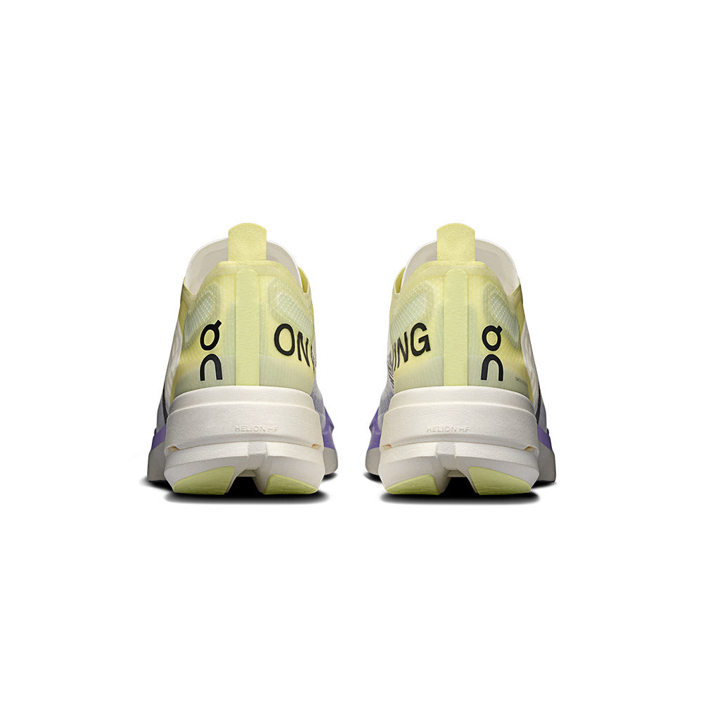 ON RUNNING Cloudboom Strike รองเท้าวิ่งผู้ชาย