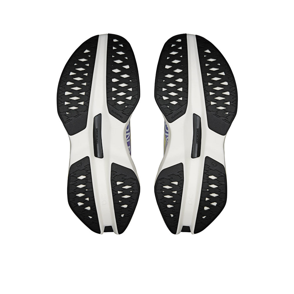 ON RUNNING Cloudboom Max รองเท้าวิ่งผู้หญิง